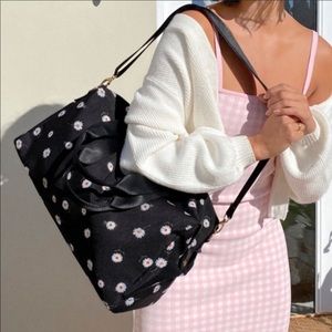 NWT Alice & Olivia daisy duffle bag